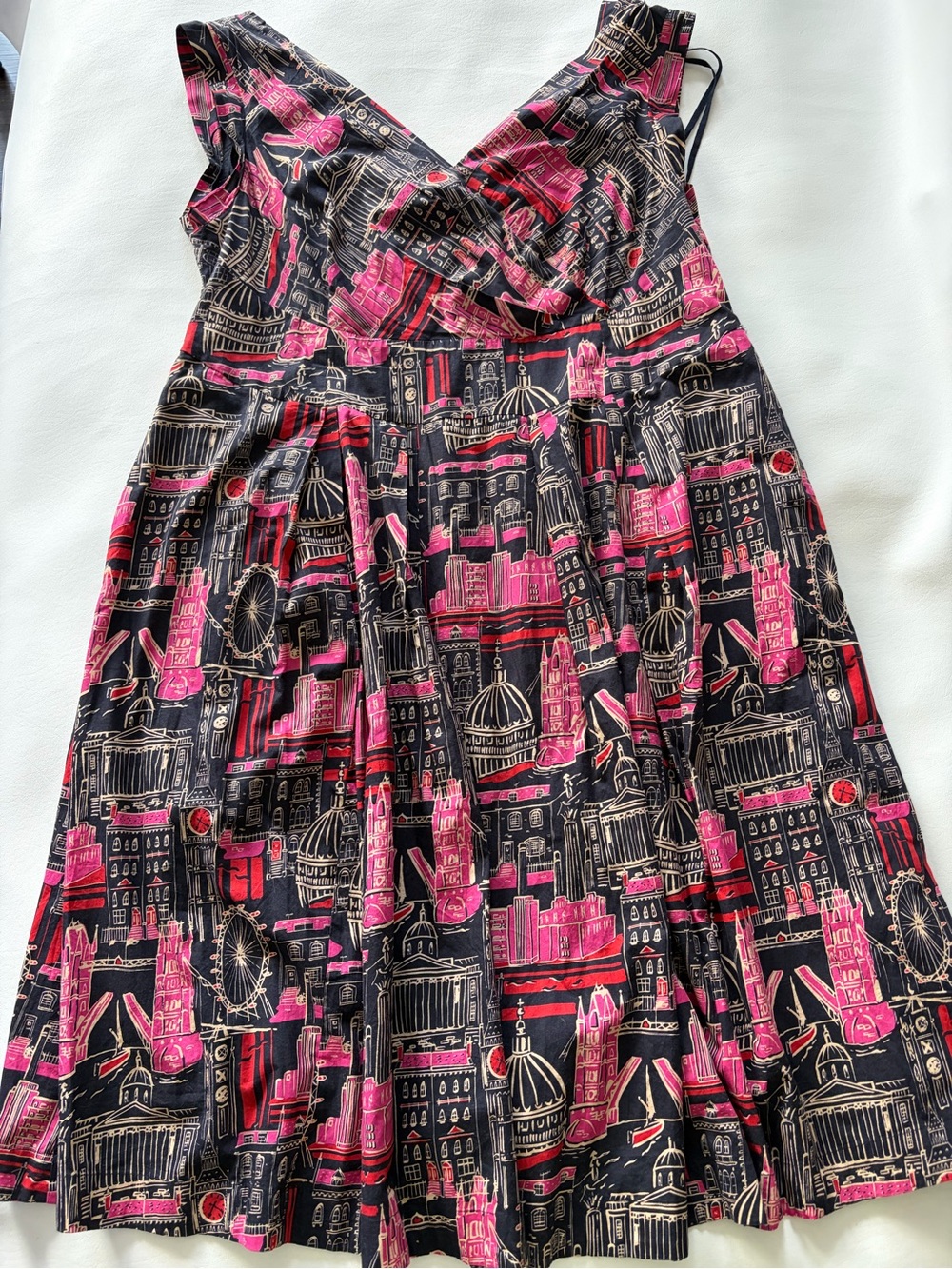 Emily and Fin London Landmarks Print Dress Plus 2X Whimsy Novelty Paris Euro - Picture 2 of 10